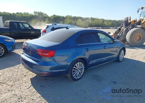 2015 Volkswagen Jetta 1.8T Se from USA, damaged, VIN 3VWD17AJ0FM326396